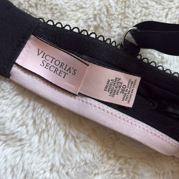 Victoria’s Secret Dream Angels Lined Demi Bra Lace Rhinestone Detail 36D - Picture 6 of 7